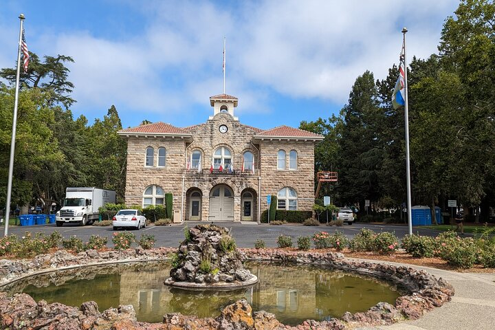 Sonoma Scavenger Hunt Walking Tour & Game - Photo 1 of 17